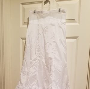 Wedding dress slip (used to add more volume to trumpet)